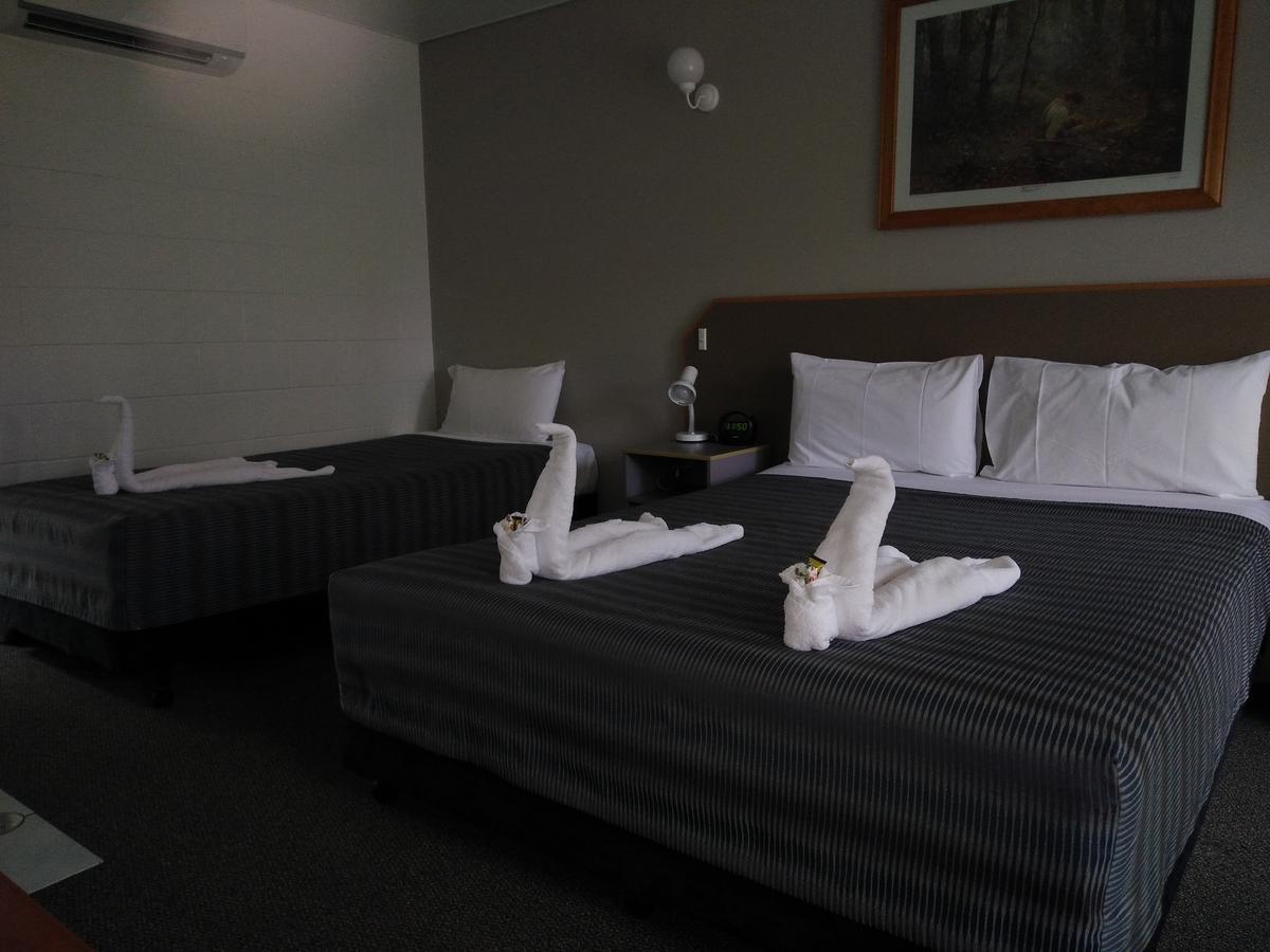 Capricorn Motel&Conference Centre Rockhampton Esterno foto